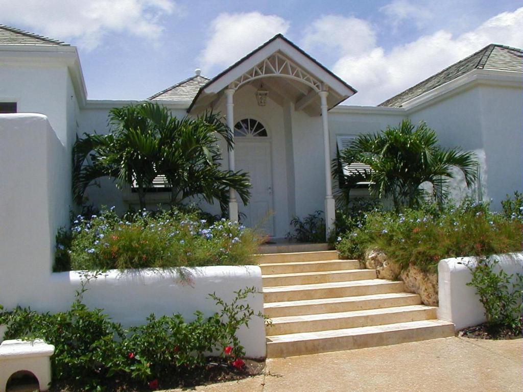 Coconut Grove 8 Luxury Villa By Island Villas Saint James Room photo